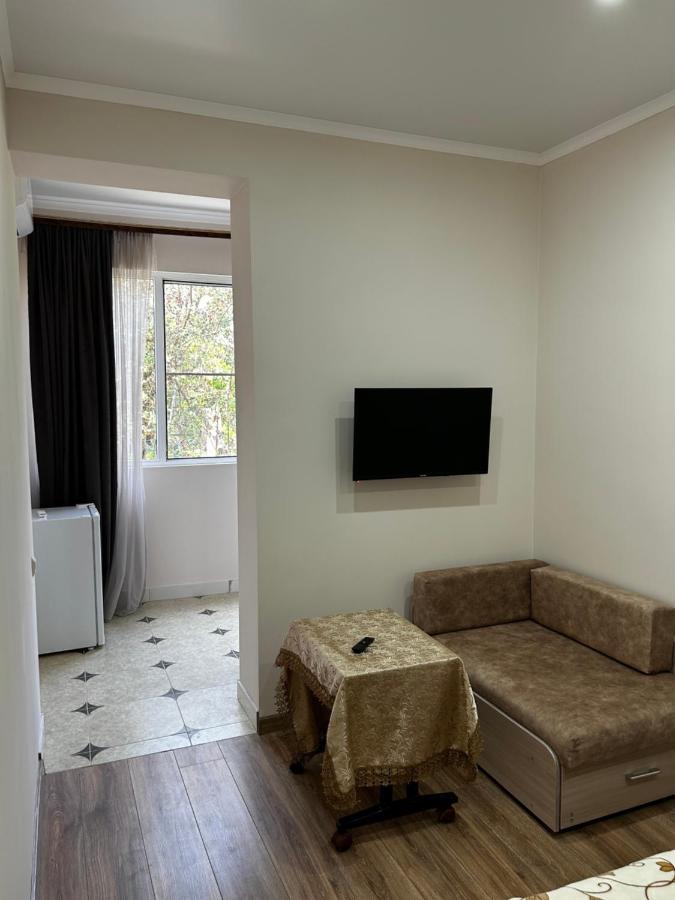 Na Shapsug Guest House Gagry Exterior photo