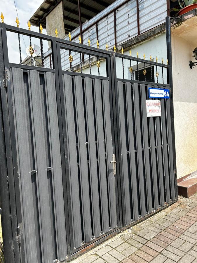 Na Shapsug Guest House Gagry Exterior photo